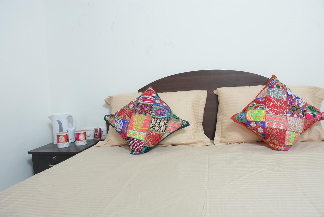 Jaypore House Bed & Breakfast Ню Делхи Екстериор снимка